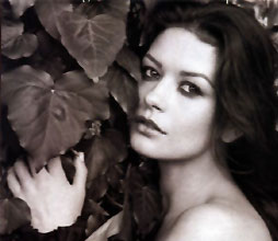 凱瑟琳?澤塔瓊斯個人資料