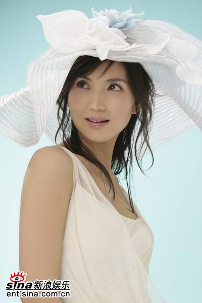 陳好最新唯美寫真曝光 演繹法國夏季風情(圖)