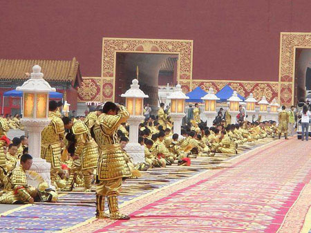 《黃金甲》眾低胸