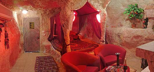 別有洞天情侶房