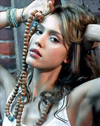 好萊塢新超級(jí)“花瓶”杰西卡?阿爾芭