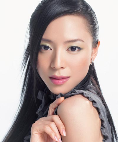 張靜初彩妝寫(xiě)真美人如玉