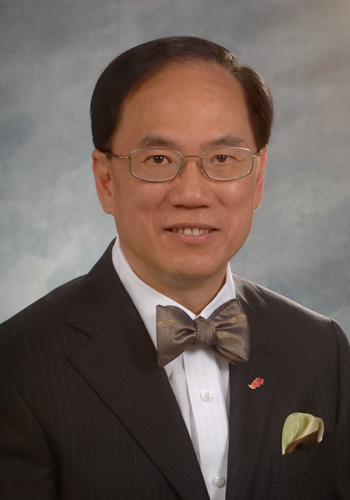 曾蔭權:書寫香港精神