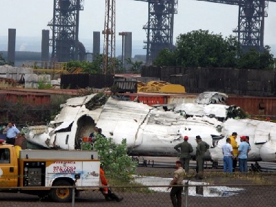 委內瑞拉載51人客機墜毀14人死33人傷