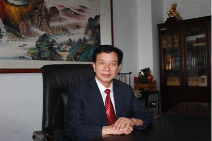 優(yōu)秀社會責任企業(yè)家：胡玲祥