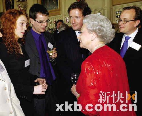 布魯克斯:英國小報女王華麗蛻變記