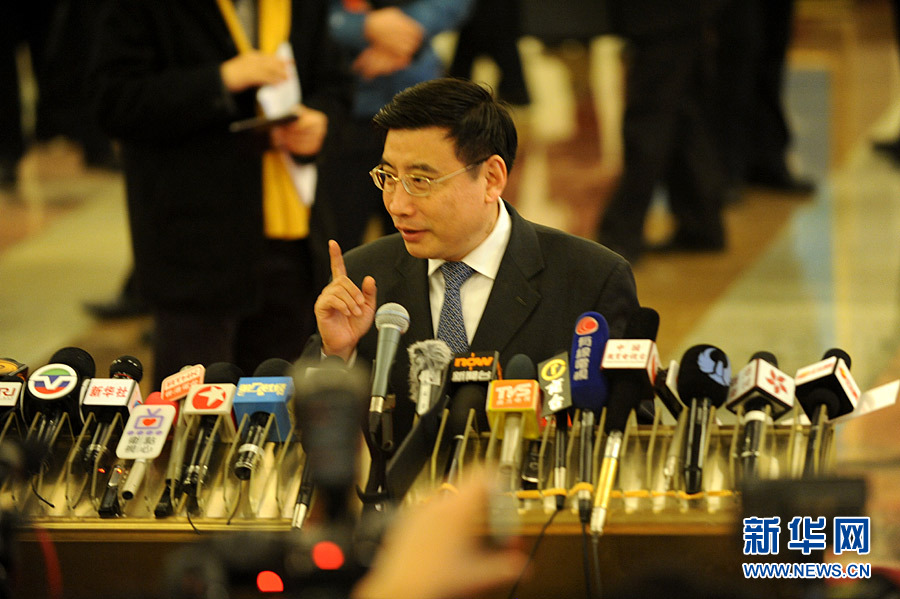 走進(jìn)人民大會(huì)堂的部長(zhǎng)們