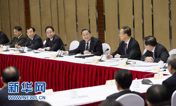 俞正聲參加致公黨、無黨派人士、僑聯界政協委員聯組會