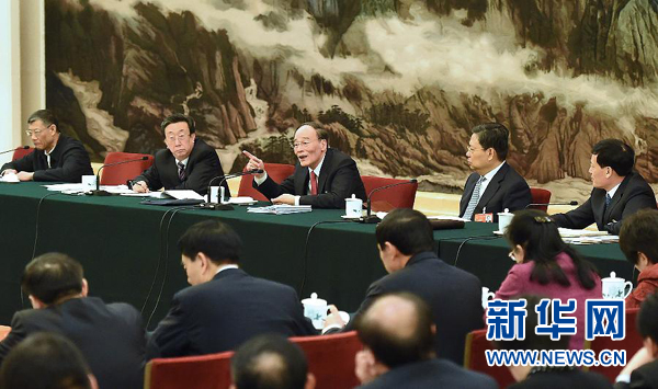 王岐山參加河南代表團(tuán)審議時強調(diào)：各級紀(jì)檢監(jiān)察機關(guān)要把更多的力量調(diào)配到黨風(fēng)廉政建設(shè)和反腐敗斗爭主業(yè)上