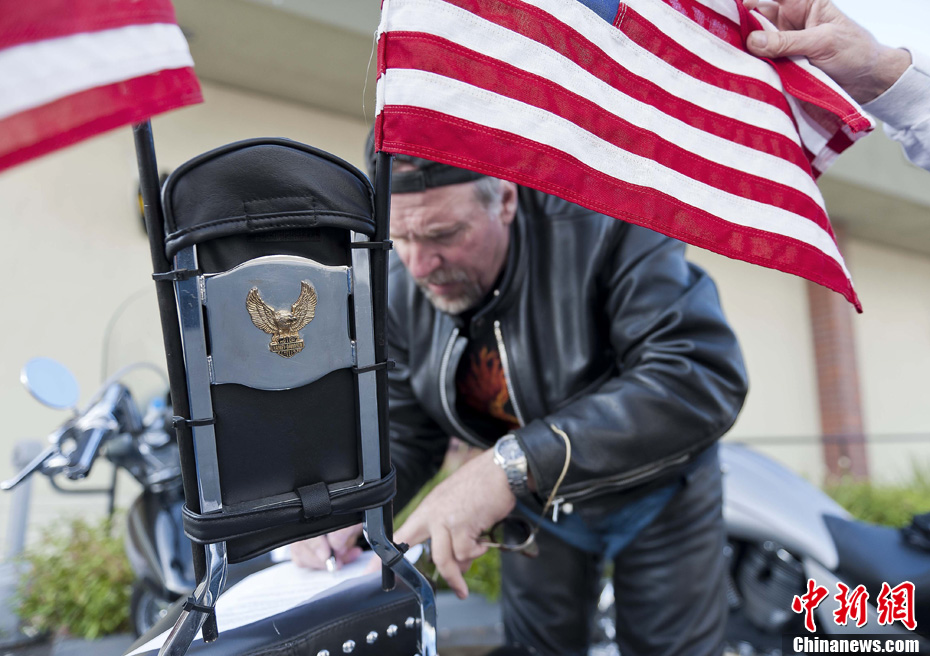 摩托車隊穿越美國大陸 紀念9·11十周年