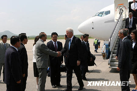 美前總統克林頓訪朝 推動被押女記者獲釋