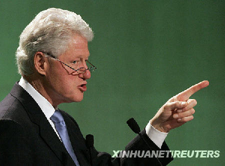 美前總統克林頓訪朝 推動被押女記者獲釋