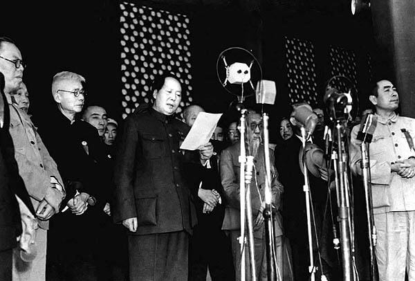 新加坡時(shí)政評(píng)論員：中國(guó)從世界舞臺(tái)邊緣走向中央
