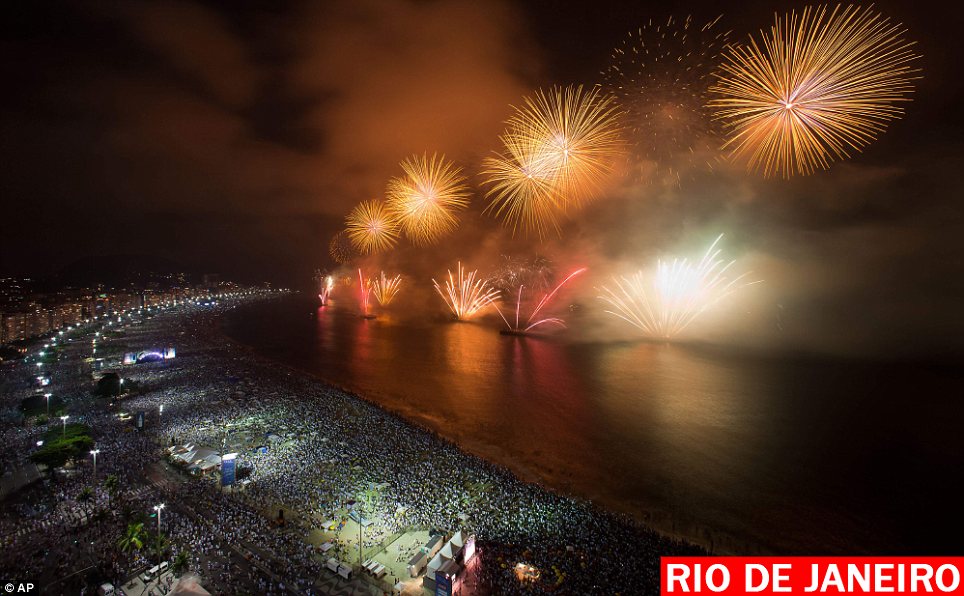 世界各地喜迎新年 煙花表演絢麗登場
