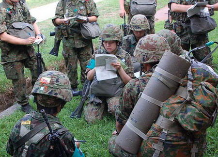 世界各國(guó)女兵如何度過(guò)“地獄訓(xùn)練”