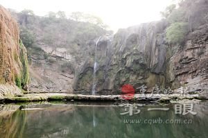 黃果樹(shù)瀑布只剩1米寬 每天斷流18小時(shí)