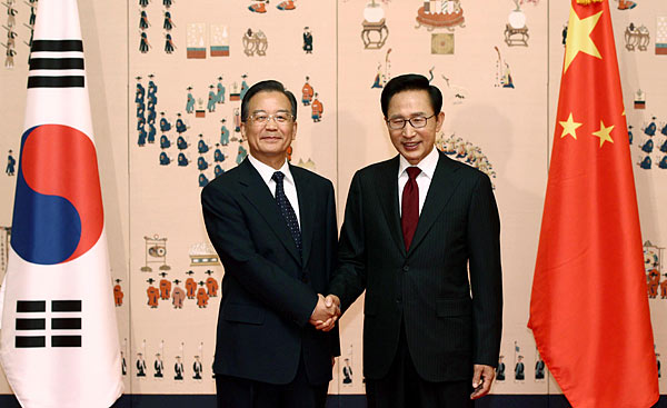 溫家寶:中方反對和譴責(zé)任何破壞朝鮮半島和平穩(wěn)定的行為