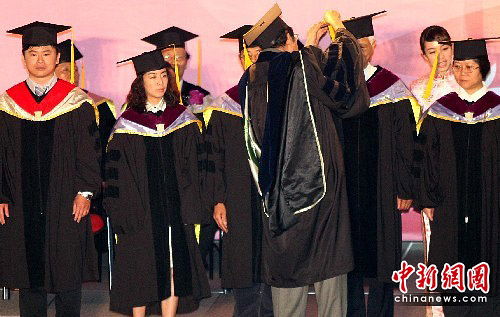 圖：臺(tái)灣大學(xué)生進(jìn)入畢業(yè)季節(jié)