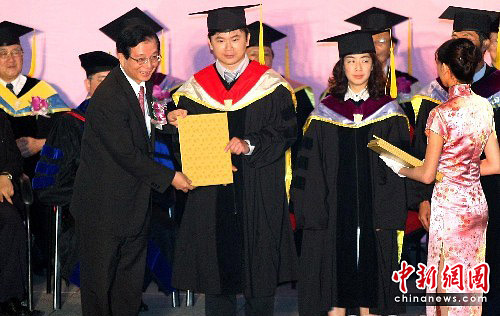 圖：臺灣大學生進入畢業季節