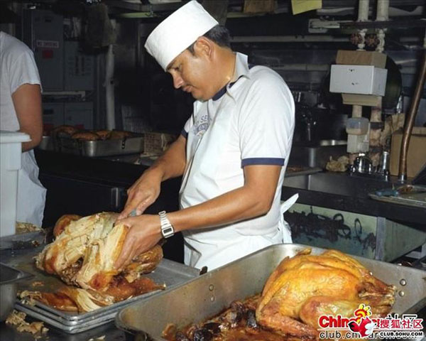 看了這個你就知道為啥美軍很多胖子