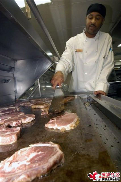 看了這個你就知道為啥美軍很多胖子