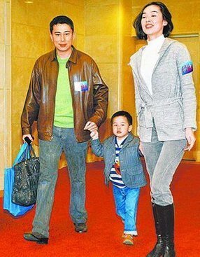 女星嫁入豪門(mén)后非常遭遇 盤(pán)點(diǎn)新一代豪門(mén)怨婦