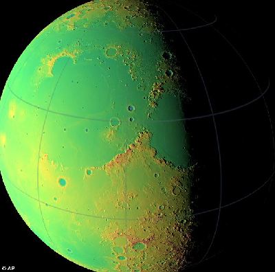 NASA展示月球遠(yuǎn)側(cè)照 精細(xì)程度創(chuàng)紀(jì)錄