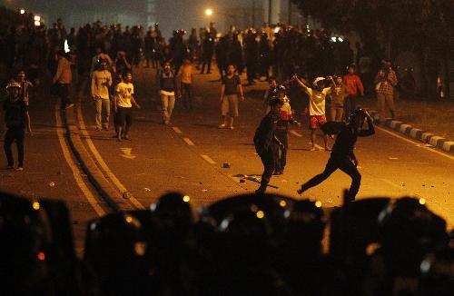 印度尼西亞數(shù)千民眾集會(huì)示威抗議油價(jià)上漲