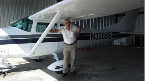 美飛行員空中發現家中被盜 駕機追蹤小偷(組圖)