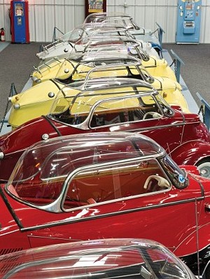 最大微型車拍賣會 200輛小車價值逾千萬美元