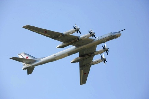 俄圖—95 飛臨關島？ 美軍回應，俄方否認