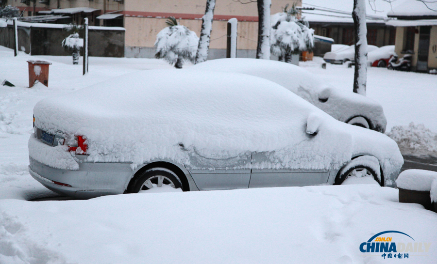 南京普降暴雪
