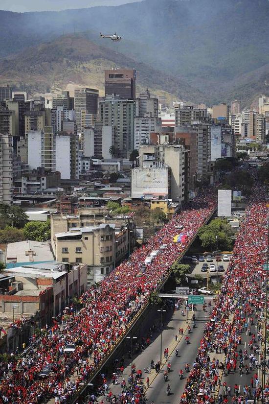 警衛(wèi)隊長稱查韋斯死于心臟病 留下遺言懷憾而死