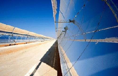 世界最大太陽能發(fā)電站落戶阿聯酋 為兩萬家庭供電
