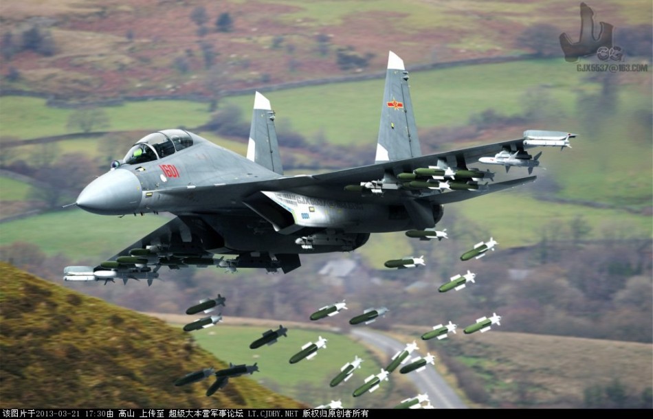 網友制殲-16戰機密集投彈CG猛圖