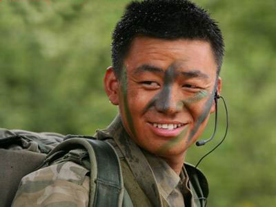 盤點(diǎn)當(dāng)紅影視劇中十大煽情軍人[圖]