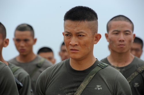 盤點當紅影視劇中十大煽情軍人[圖]