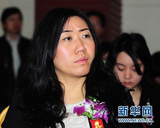 新華網(wǎng)新加坡頻道正式上線 將成兩國溝通新橋梁