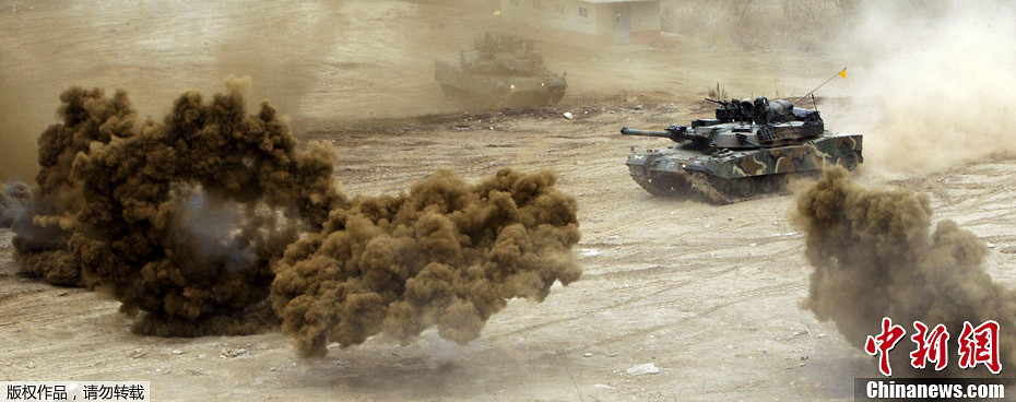 高清:韓國裝甲部隊在華川舉行演習