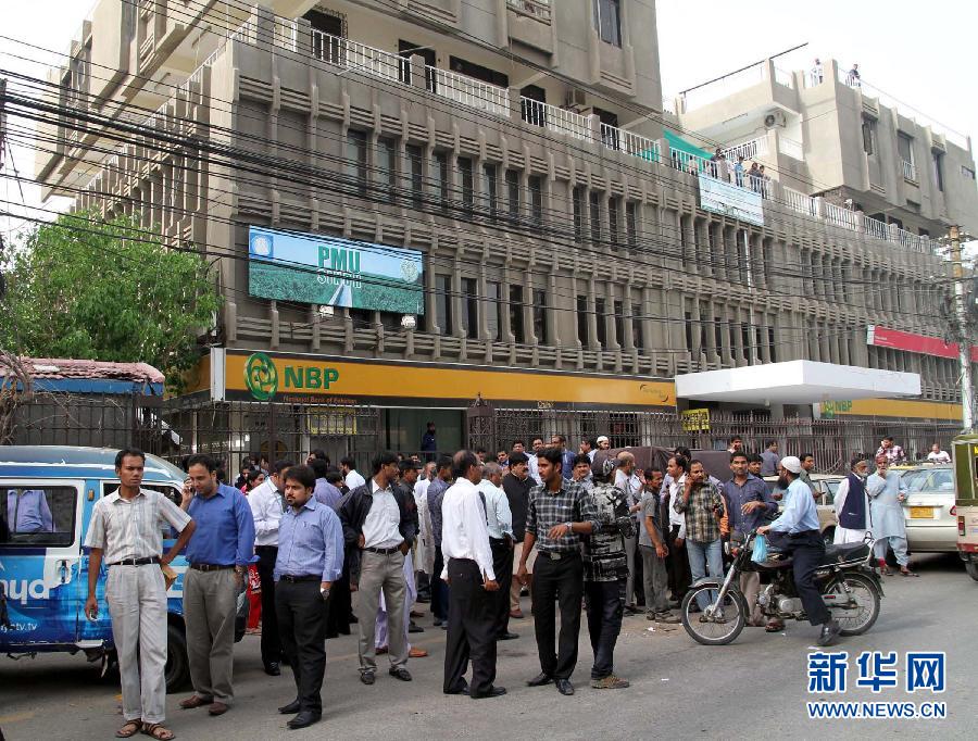 伊朗與巴基斯坦交界地區發生7.8級地震[高清組圖]