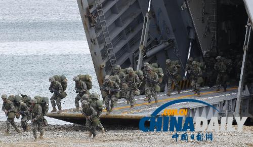開城工業(yè)園區(qū)韓國(guó)人分批撤離 韓美再攜手軍演激朝