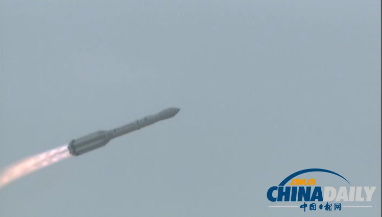 慘烈!實拍俄羅斯質子M運載火箭升空后失控爆炸