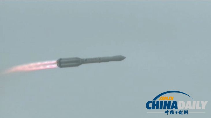 慘烈!實拍俄羅斯質子M運載火箭升空后失控爆炸