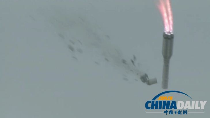 慘烈!實拍俄羅斯質子M運載火箭升空后失控爆炸