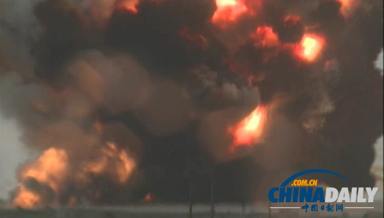 慘烈!實拍俄羅斯質子M運載火箭升空后失控爆炸