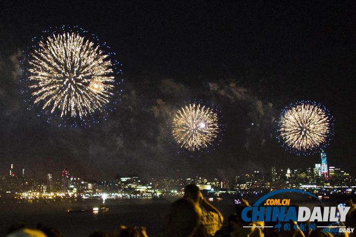 游行狂歡煙花！美國各地國慶活動集錦（組圖）