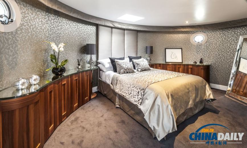 創意無限！舊運煤船改造成豪華“漂浮公寓”（組圖）