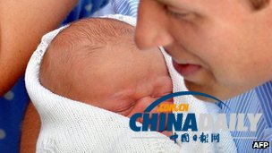 哈里王子稱(chēng)他的責(zé)任是逗?jiǎn)讨涡⊥踝娱_(kāi)心