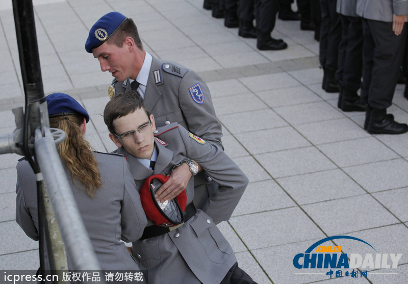 “八一”建軍節(jié)來(lái)臨 盤(pán)點(diǎn)各國(guó)“虛弱”大兵（組圖）