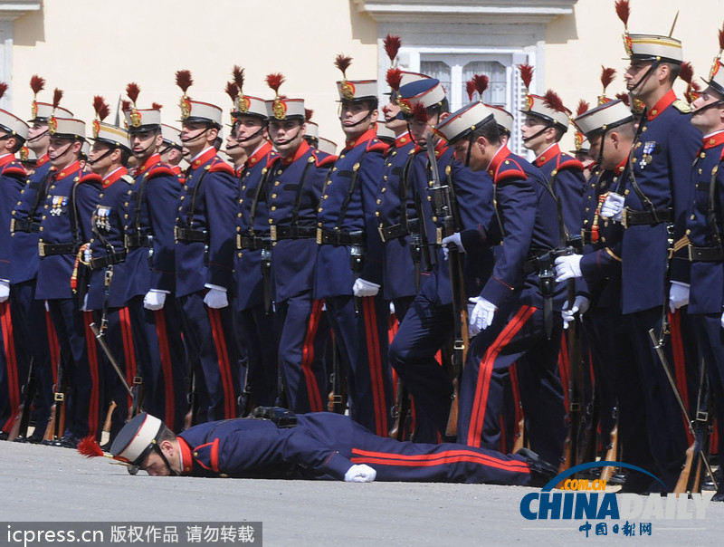 “八一”建軍節來臨 盤點各國“虛弱”大兵（組圖）